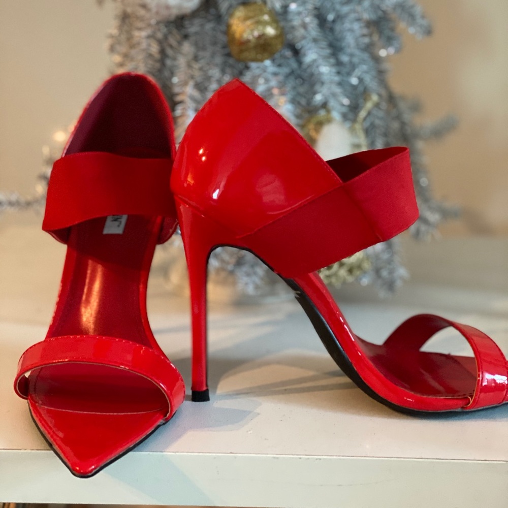 Fire Red Heels🔥🔥🔥🔥🔥